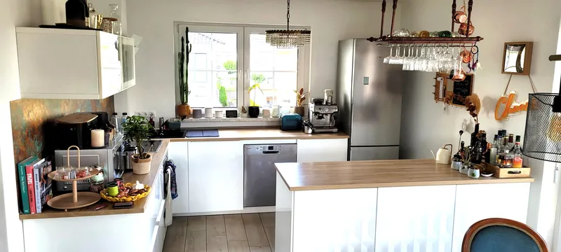 Im modernen Dreifamilienhaus♥️Grünlage♥️Hell ♥️2,5 Zimmer mit Balkon + Abstellkammer - Kein Keller — photo 1